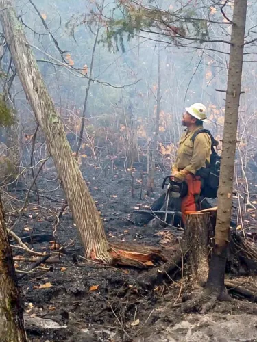 ‘Ready’ status lifted for residents near UP wildfire